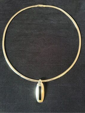 New Silver Omega Chain and Pendant